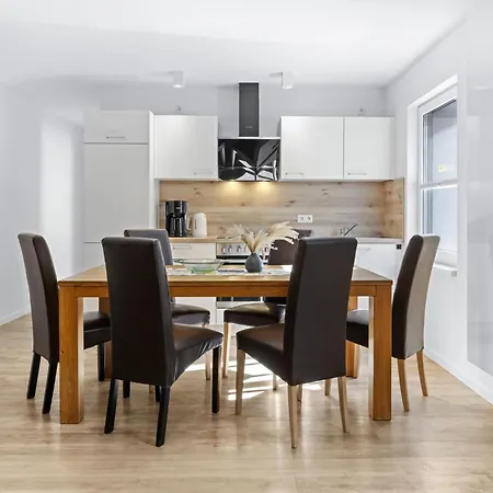 Direkt An Der Ostsee - Helma ツィロー